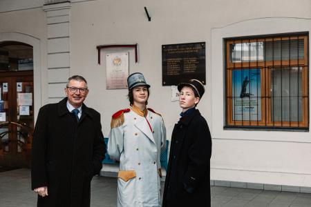 Dogodek - 130 Let -2